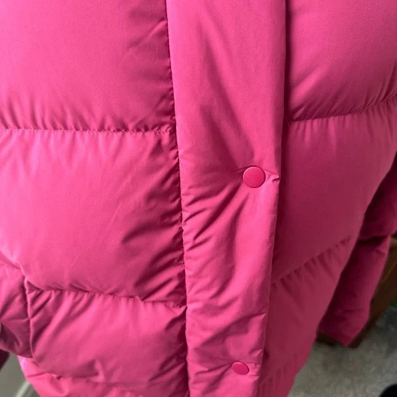 Lululemon Wunder Puff Jacket - Picture 4 of 12